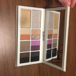 Estée Lauder: The Edit Eye Shadow Palette